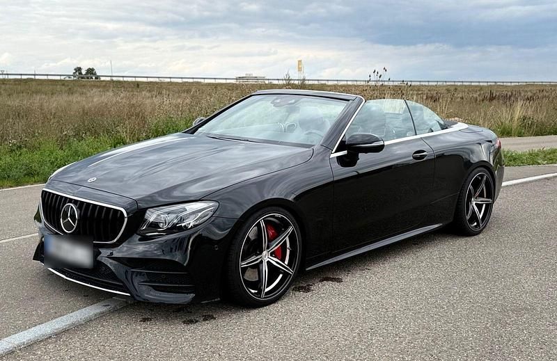 Gebraucht Mercedes E300 245 PS (180 kW) 2018 Schwarz Cabrio