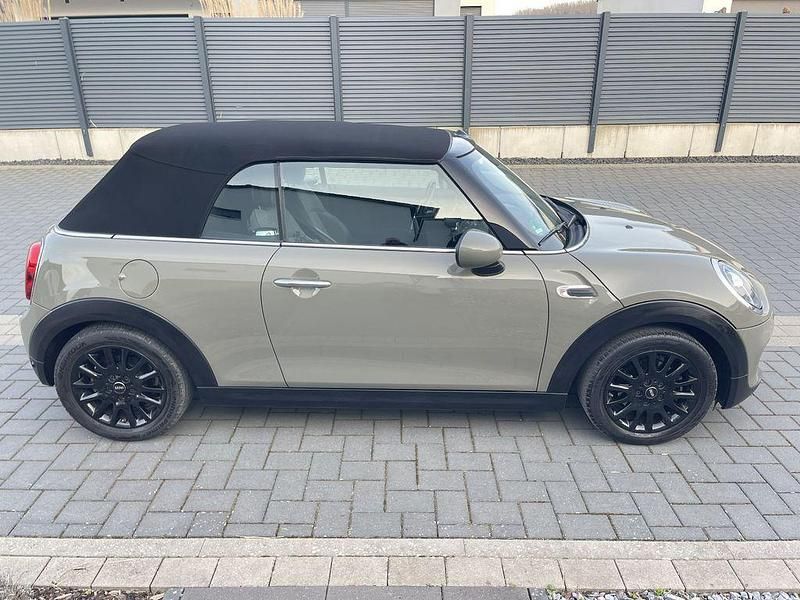 Gebraucht Mini One Cabriolet 102 PS (75 kW) 2019 Grau Cabrio