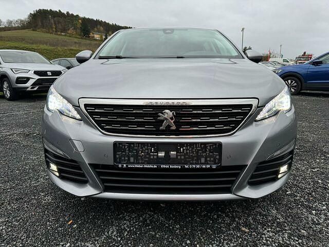 Gebraucht Peugeot 308 Allure 131 PS (96 kW) 2019 Grau Limousine