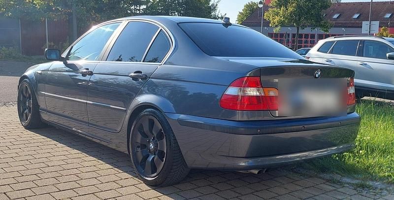 Gebraucht BMW 330 231 PS (169 kW) 2001 Grau Limousine