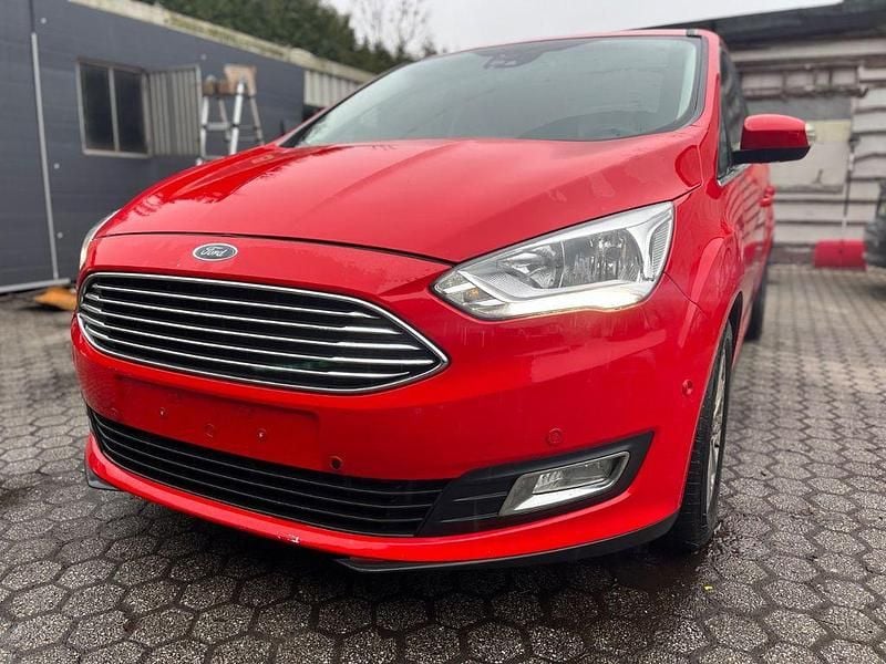 Gebraucht Ford Grand C-Max Titanium 120 PS (88 kW) 2015 Rot Van / Kleinbus
