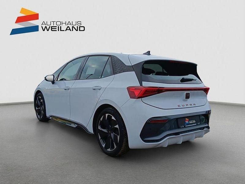 Second-hand Cupra Born 150 kW (204 CP) 2023 Alb Hatchback