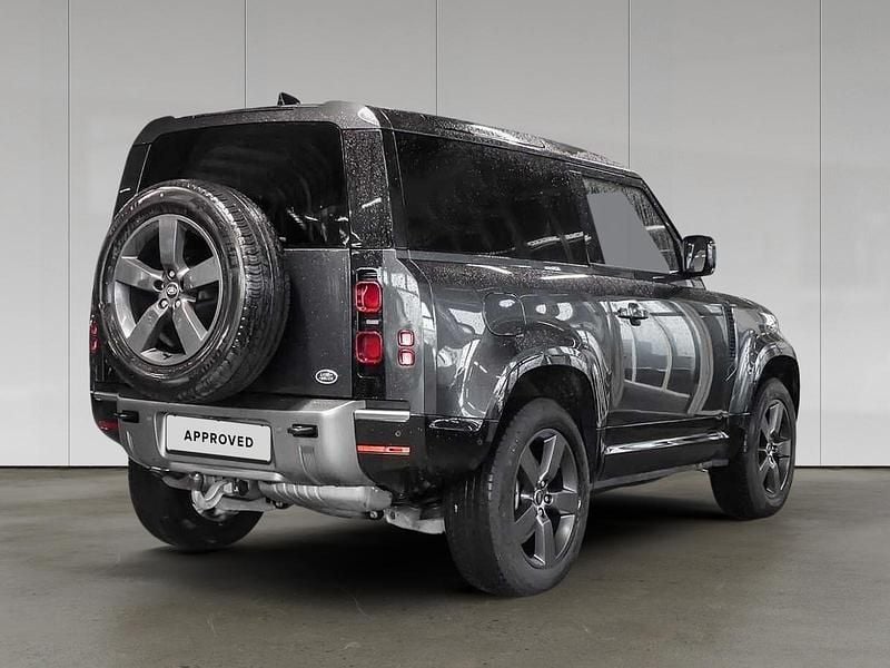 Gebraucht Land Rover Defender SE Dynamic 304 PS (223 kW) 2023 Carpathian grey SUV