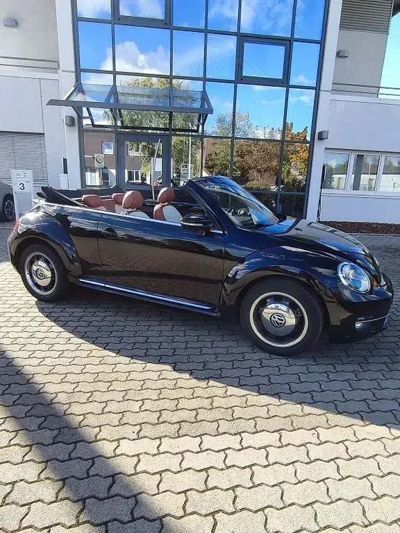 Używany VW Beetle Edition 105 KM (77 kW) 2015 Czarny Hatchback