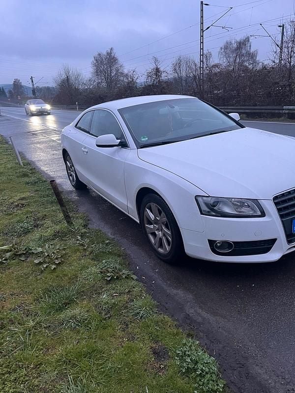 Gebraucht Audi A5 180 PS (132 kW) 2009 Weiß Coupé