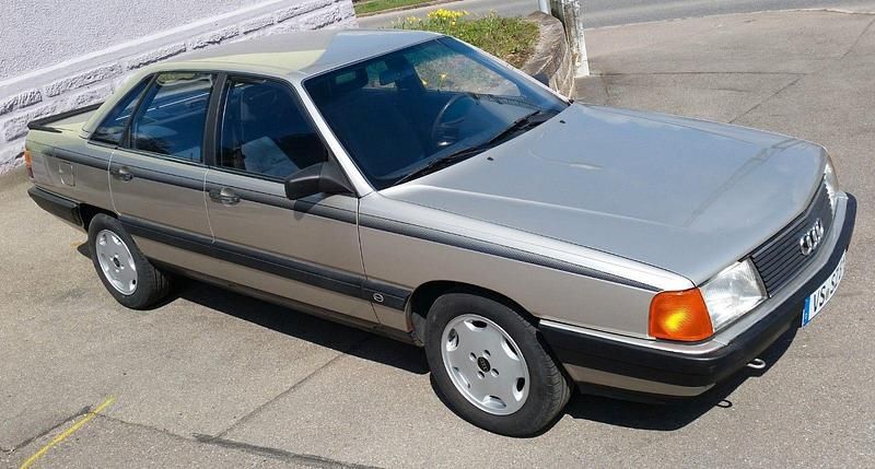 Gebraucht Audi 100 137 PS (100 kW) 1984 Grau Limousine