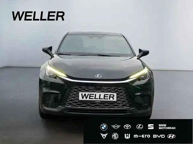 Neu Lexus LBX 136 PS (100 kW) 2026 Weiss SUV