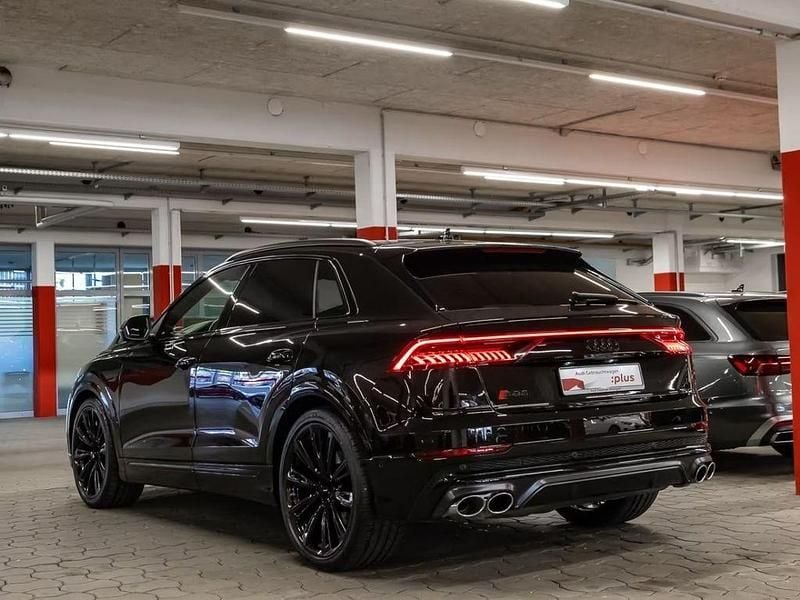 Gebraucht Audi SQ8 Ambiente 507 PS (372 kW) 2022 Schwarz SUV