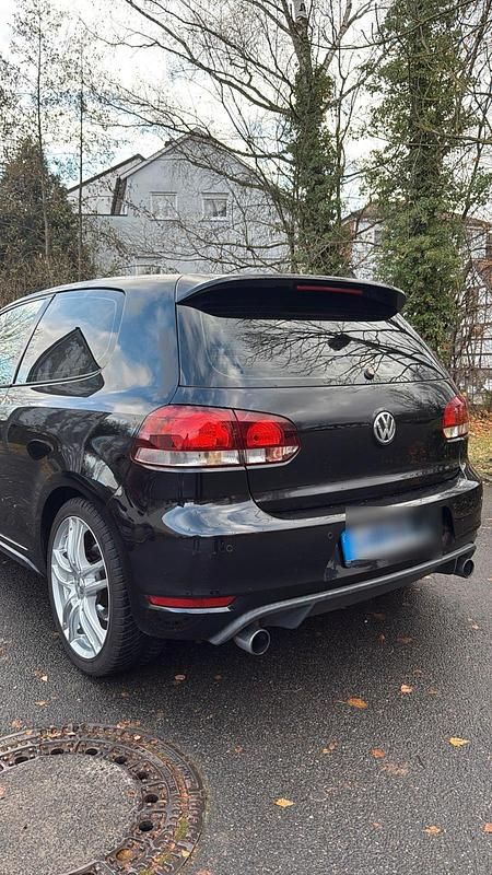 Schwarz Gebraucht 2009 VW Golf VI GTI Kleinwagen | 9.500 € (Etwas zu teuer) - Bild 1/4