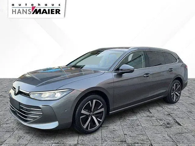 Gebraucht VW Passat IQ Drive 150 PS (110 kW) 2025 Diabasgrau metallic Kombi
