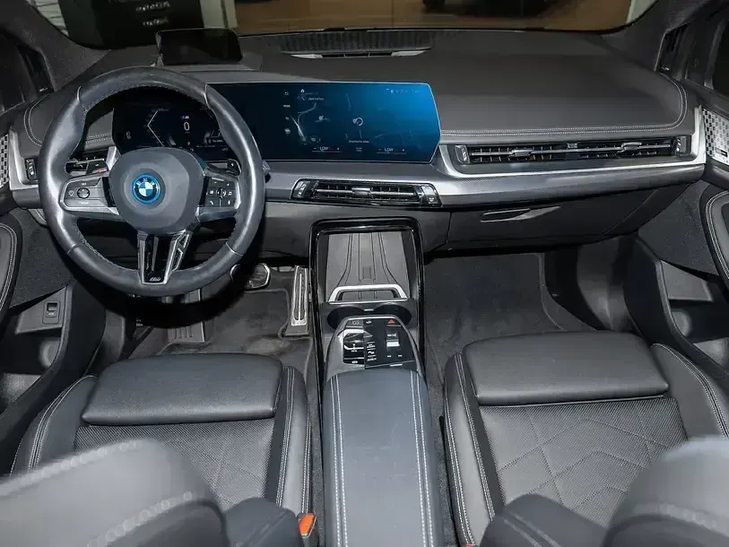 Gebraucht BMW 230 M Sport 326 PS (239 kW) 2023 Weiß Van / Kleinbus
