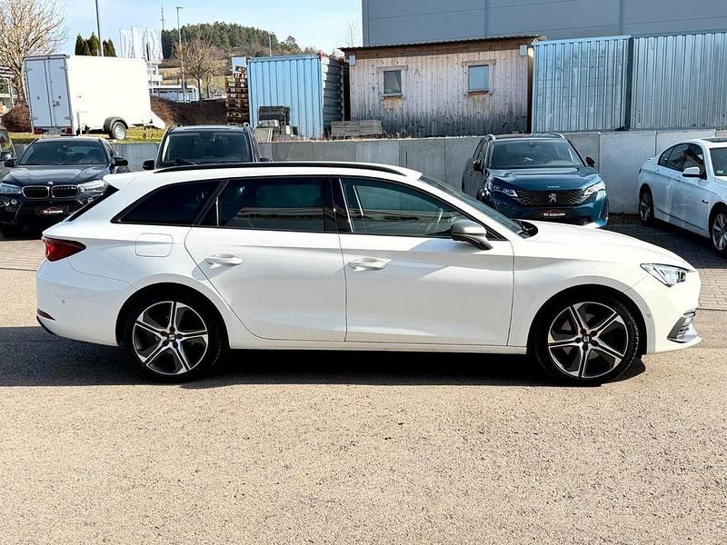 Gebraucht Seat Leon FR 150 PS (110 kW) 2022 Weiß Limousine