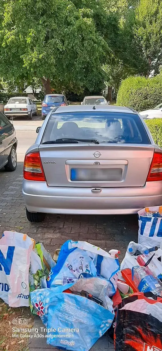 Gebraucht Opel Astra 100 PS (73 kW) 2003 Schwarz Limousine