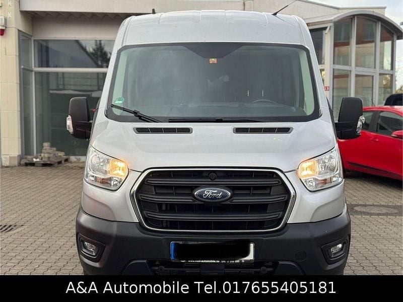 Gebraucht Ford Transit Trend 131 PS (96 kW) 2021 Silber Van / Kleinbus