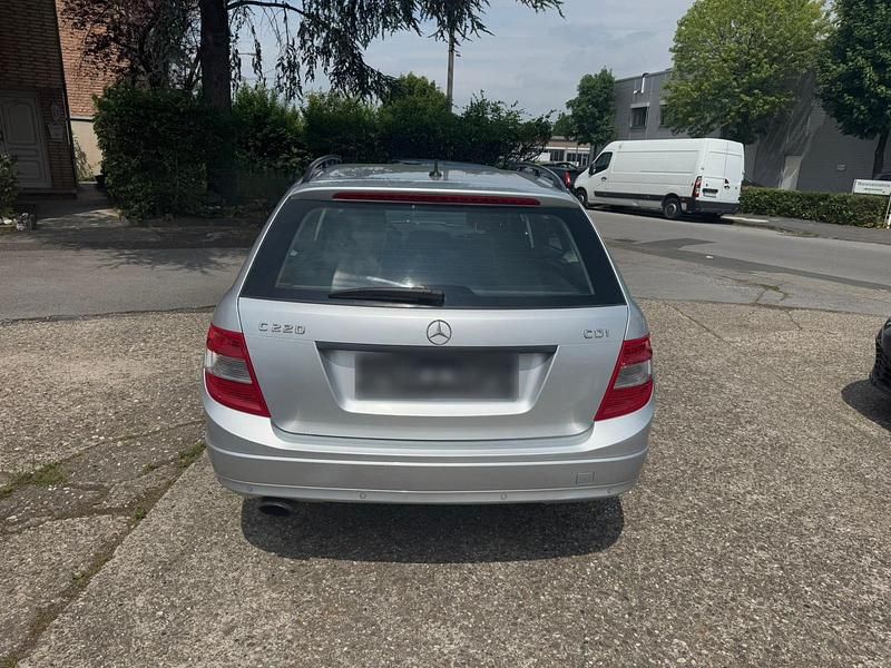 Gebraucht Mercedes C220 170 PS (125 kW) 2008 Silber Kombi