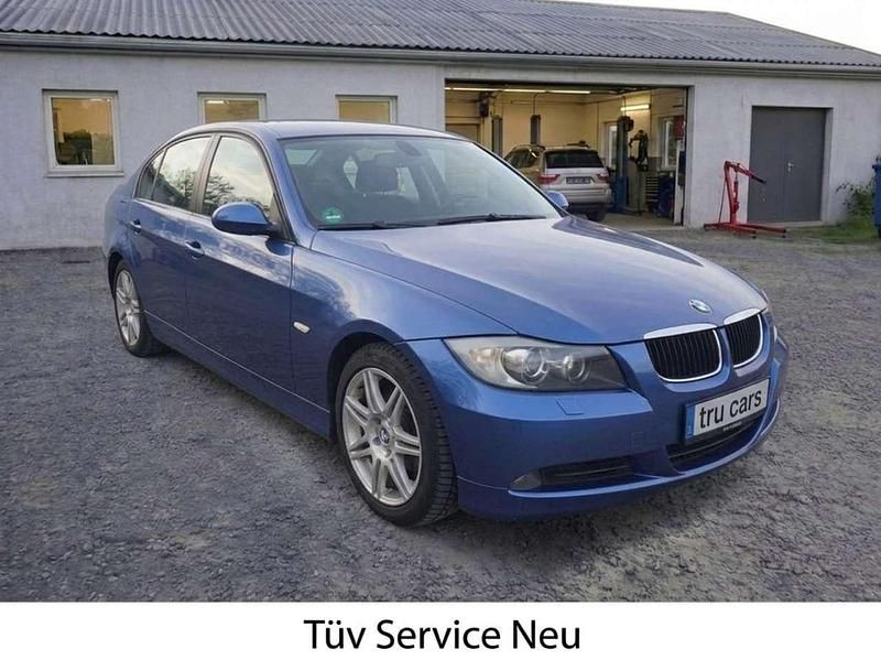 Gebraucht BMW 318 129 PS (94 kW) 2007 Montegoblau metallic Limousine
