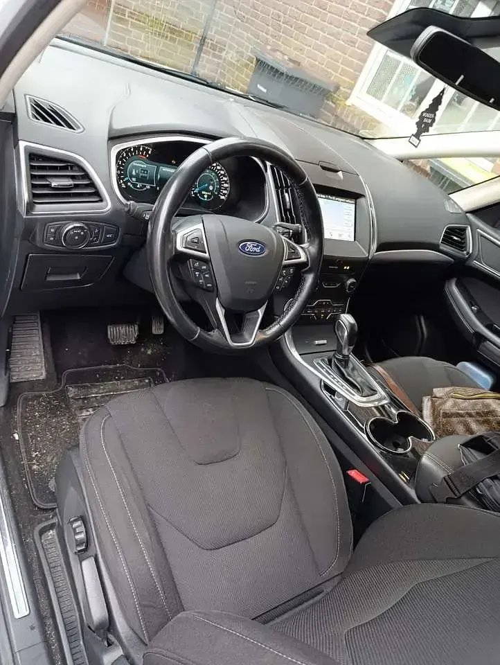 Gebraucht Ford S-MAX Trend 179 PS (131 kW) 2016 Van / Kleinbus
