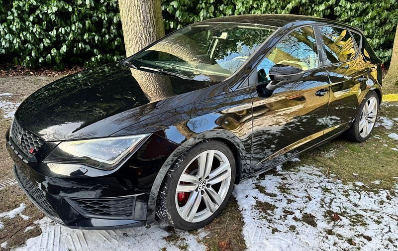 Second-hand Seat Leon CUPRA 280 CP (205 kW) 2014 Negru Berlinǎ