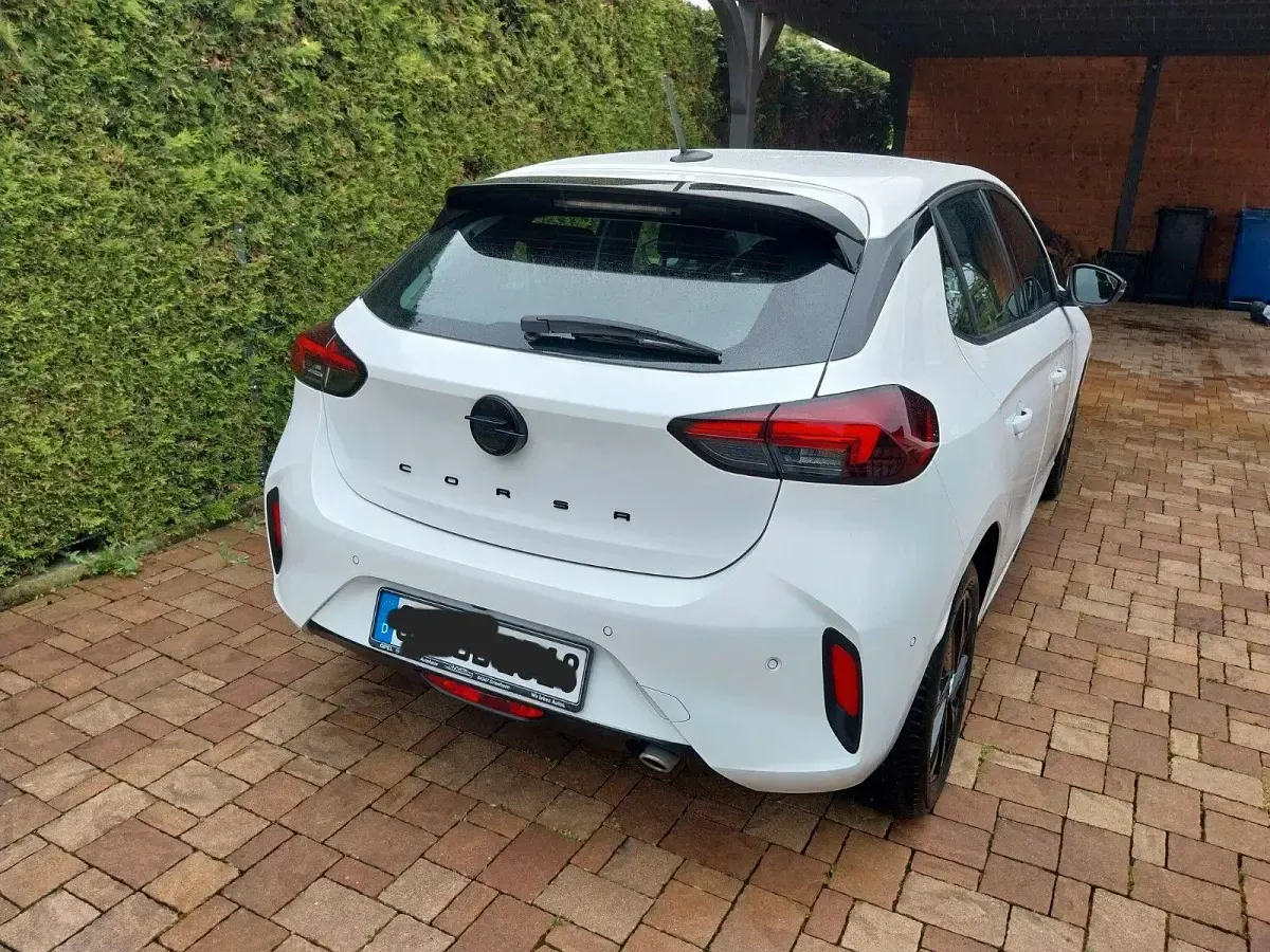 Gebraucht Opel Corsa 101 PS (74 kW) 2024 Weiß Kleinwagen