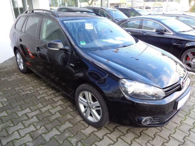 Gebraucht VW Golf VII Match 140 PS (102 kW) 2013 Schwarz Kombi