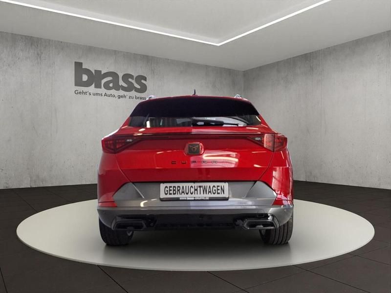 Używany Cupra Formentor Basis 150 KM (110 kW) 2024 Czerwony SUV
