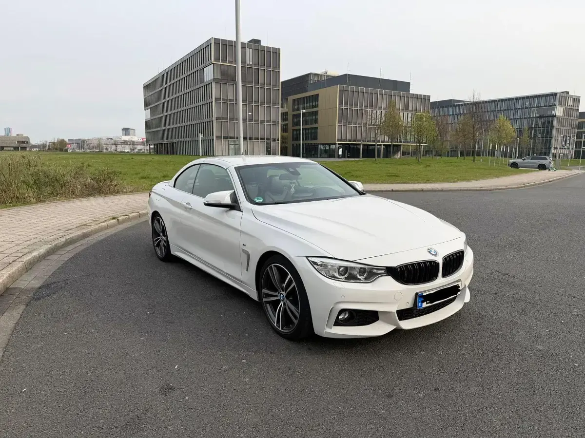 Gebraucht BMW 420 Cabriolet M Sport 184 PS (135 kW) 2015 Weiß Cabrio