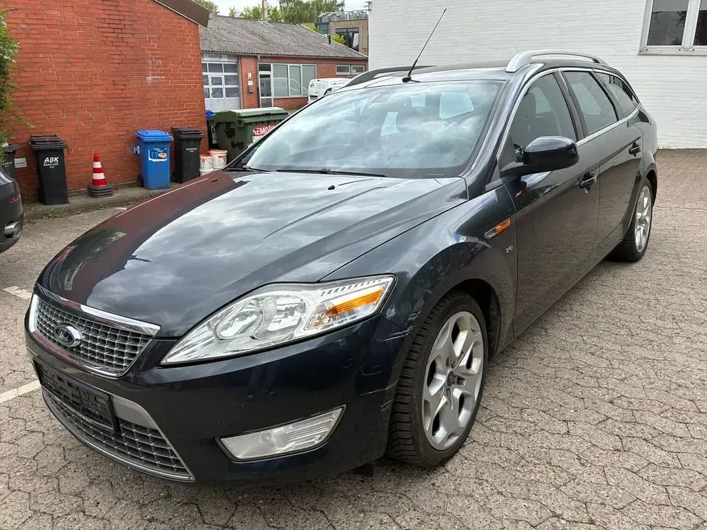 Brugt Ford Mondeo Titanium 140 HK (102 kW) 2008 Grå Sedan