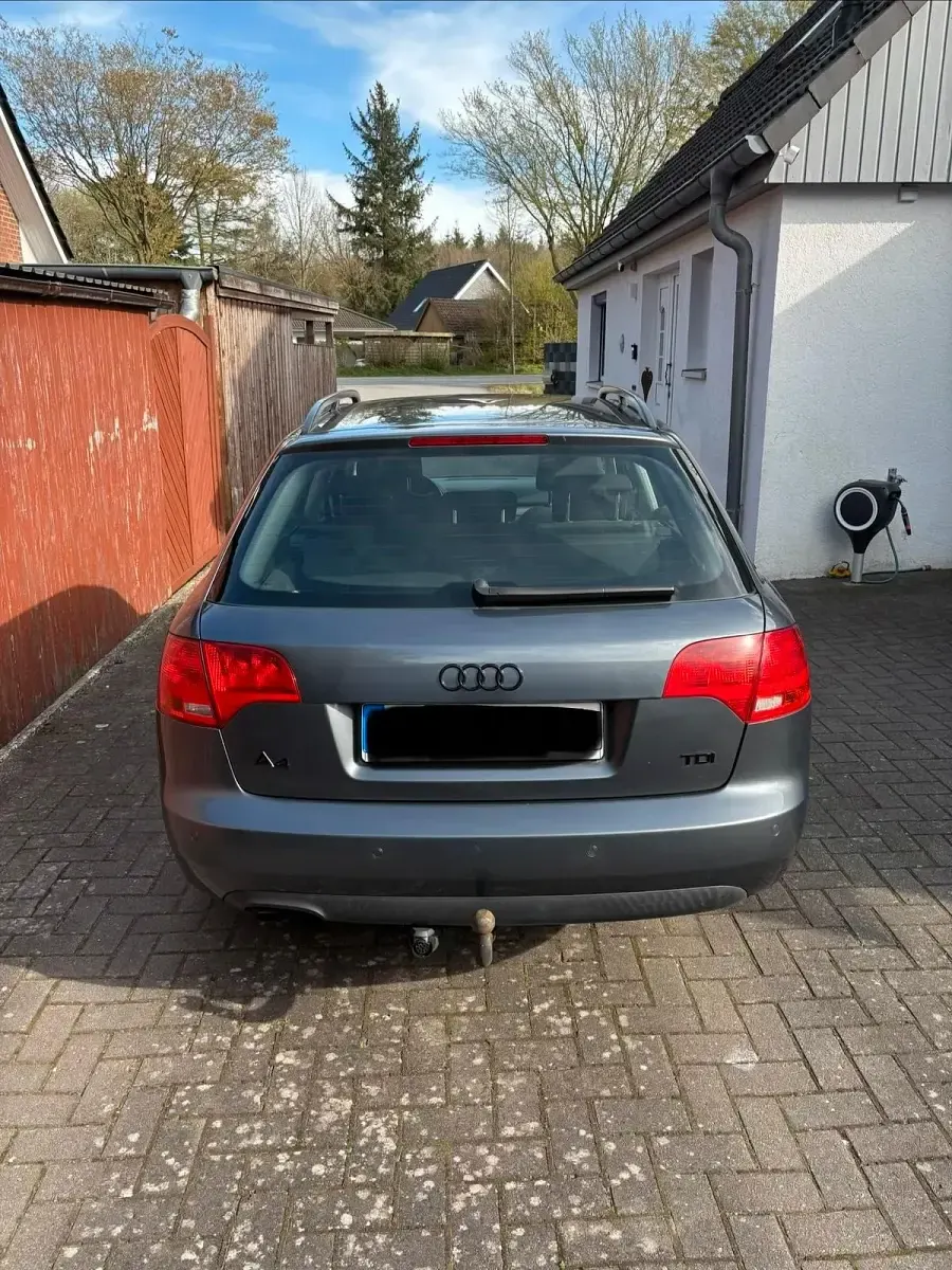 Gebraucht Audi A4 116 PS (85 kW) 2007 Grau Kombi