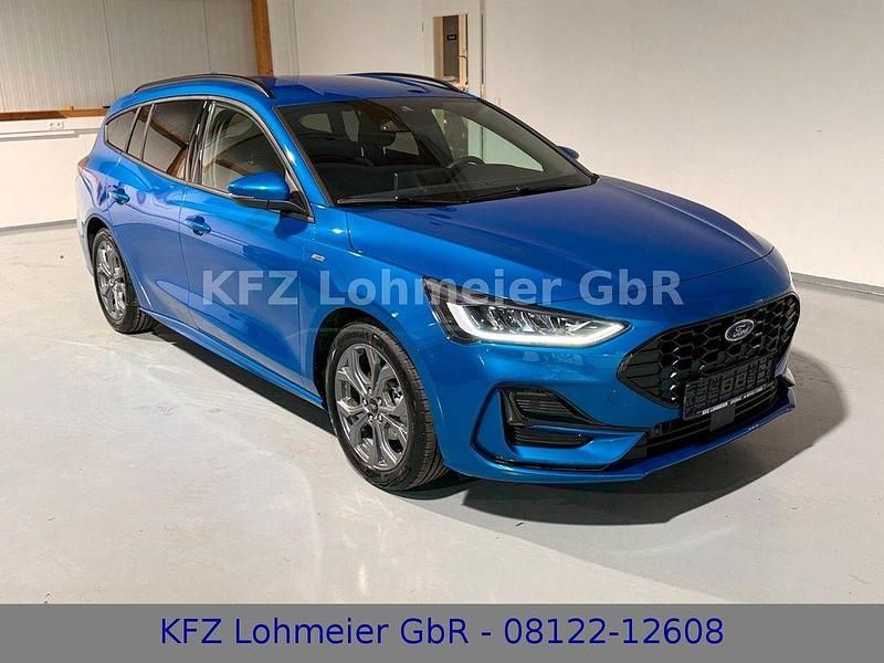 Neu Ford Focus ST-Line X 155 PS (114 kW) 2025 Blau Limousine
