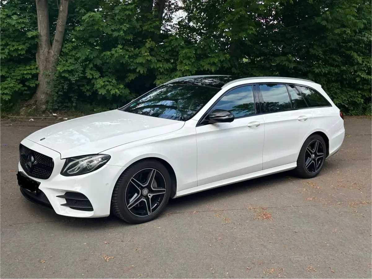 Gebraucht Mercedes E200 160 PS (117 kW) 2019 Weiß Kombi