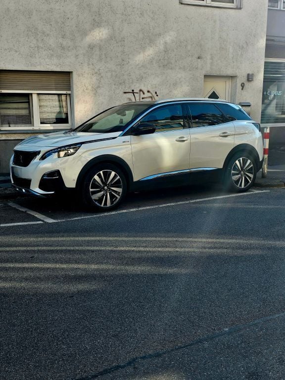 Schwarz Gebraucht 2019 Peugeot 3008 GT-line SUV | 21.300 € (Fairer Preis) - Bild 1/4