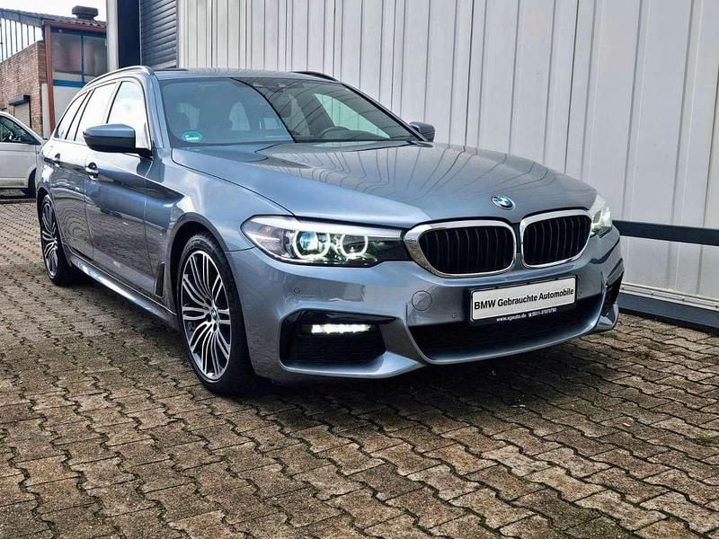 Gebraucht BMW 520 M Sport 190 PS (139 kW) 2020 Bluestone metallic Kombi