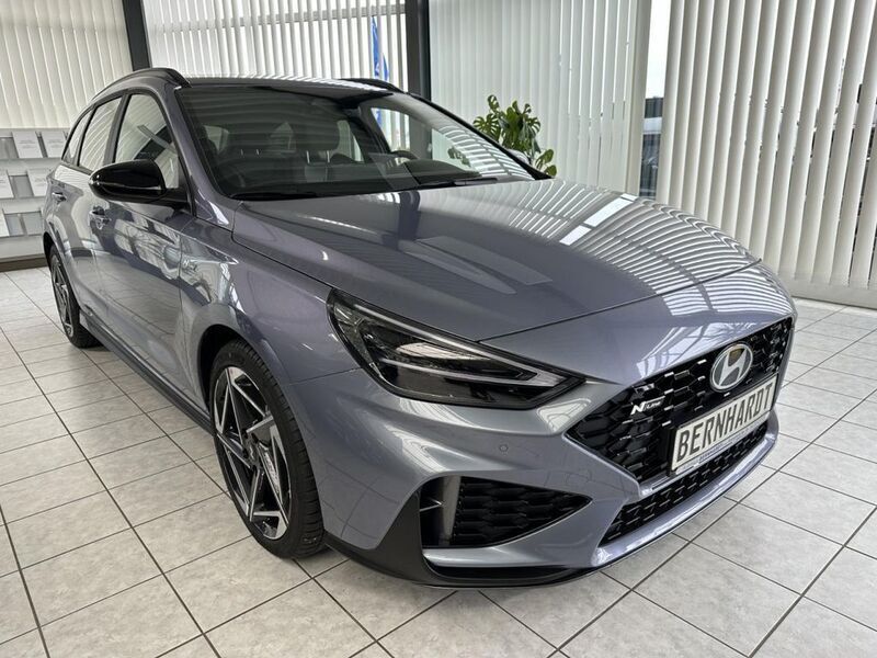 Blau Neu 2024 Hyundai i30 N Line Kombi | 30.990 € (Teuer) - Bild 1/4