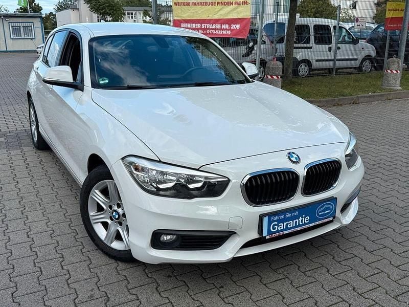 Alpinweiss iii Gebraucht 2015 BMW 116 Advantage Kleinwagen | 9.800 € (Guter Preis) - Bild 1/4