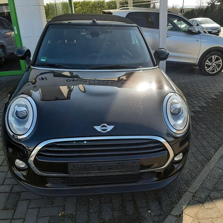 Gebraucht Mini Cooper D Cabriolet 116 PS (85 kW) 2016 Schwarz Cabrio