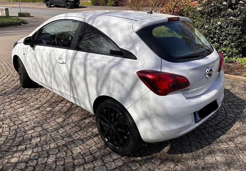 Gebraucht Opel Corsa Edition 90 PS (66 kW) 2017 Weiß Kleinwagen