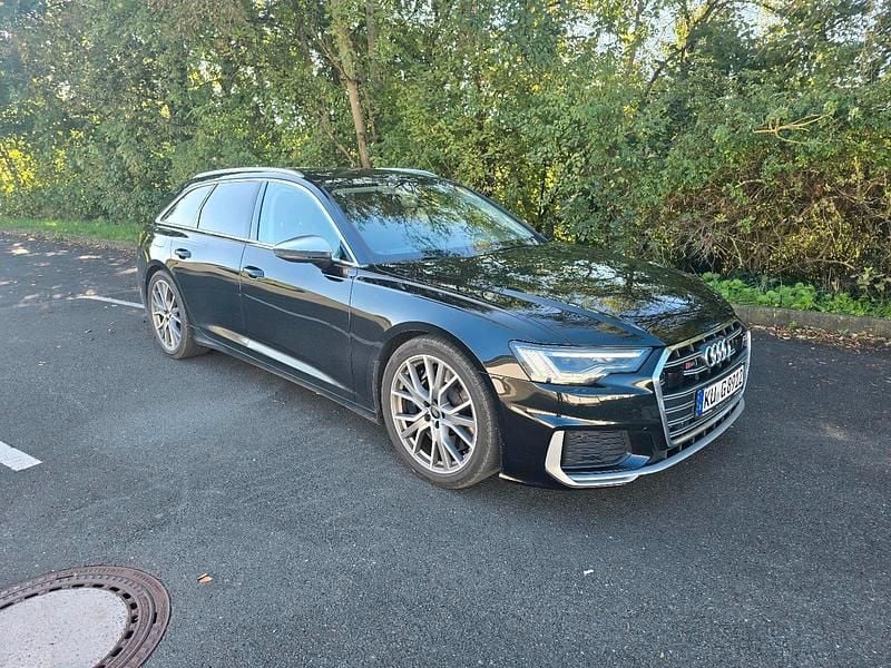 Schwarz Gebraucht 2020 Audi S6 S-Line Kombi | 52.000 € (Etwas zu teuer) - Bild 1/4