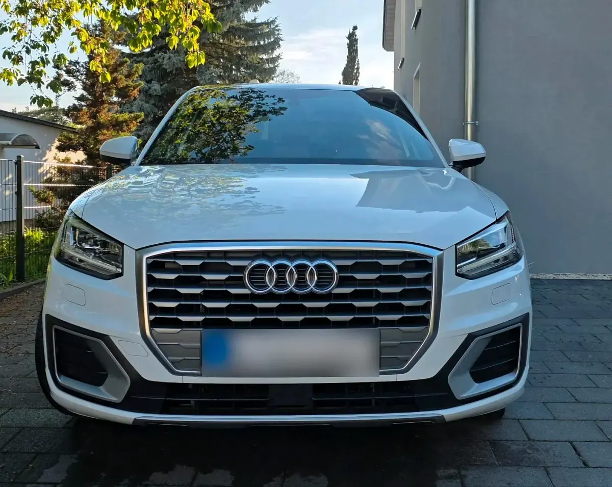 Gebraucht Audi Q2 S-Line 150 PS (110 kW) 2017 Weiß SUV