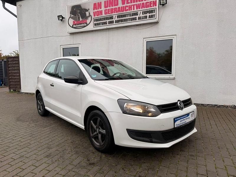 Weiß Gebraucht 2011 VW Polo Trendline Kleinwagen | 2.800 € (Superpreis) - Bild 1/4