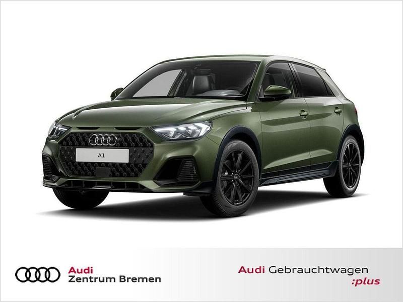 Distriktgrün metallic Gebraucht 2024 Audi A1 S-Line Kleinwagen | 31.990 € - Bild 1/4