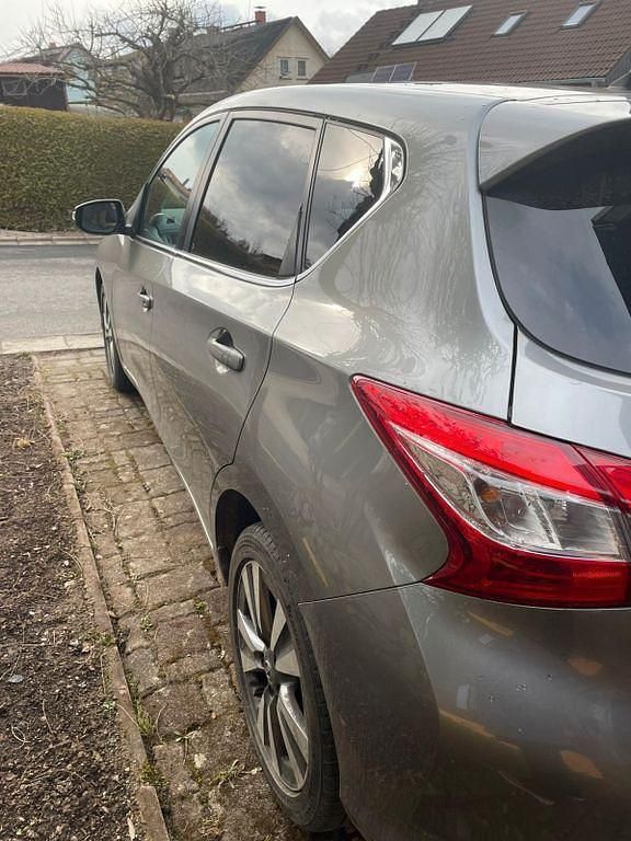 Gebraucht Nissan Pulsar Tekna 116 PS (85 kW) 2014 Grau Kleinwagen