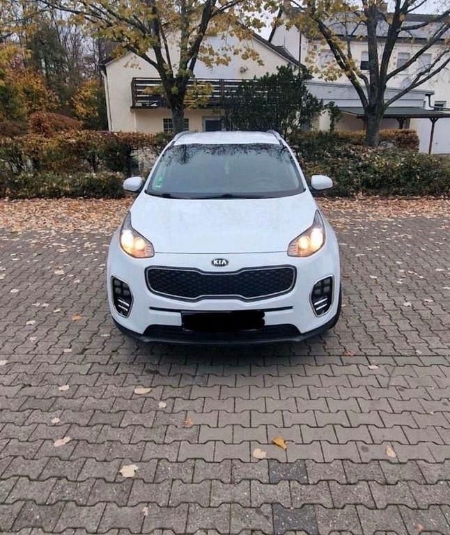 Weiß Gebraucht 2018 Kia Sportage Attract SUV | 13.500 € (Guter Preis) - Bild 1/4