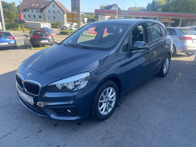 Gebraucht BMW 218 Basis 150 PS (110 kW) 2015 Grau Kombi
