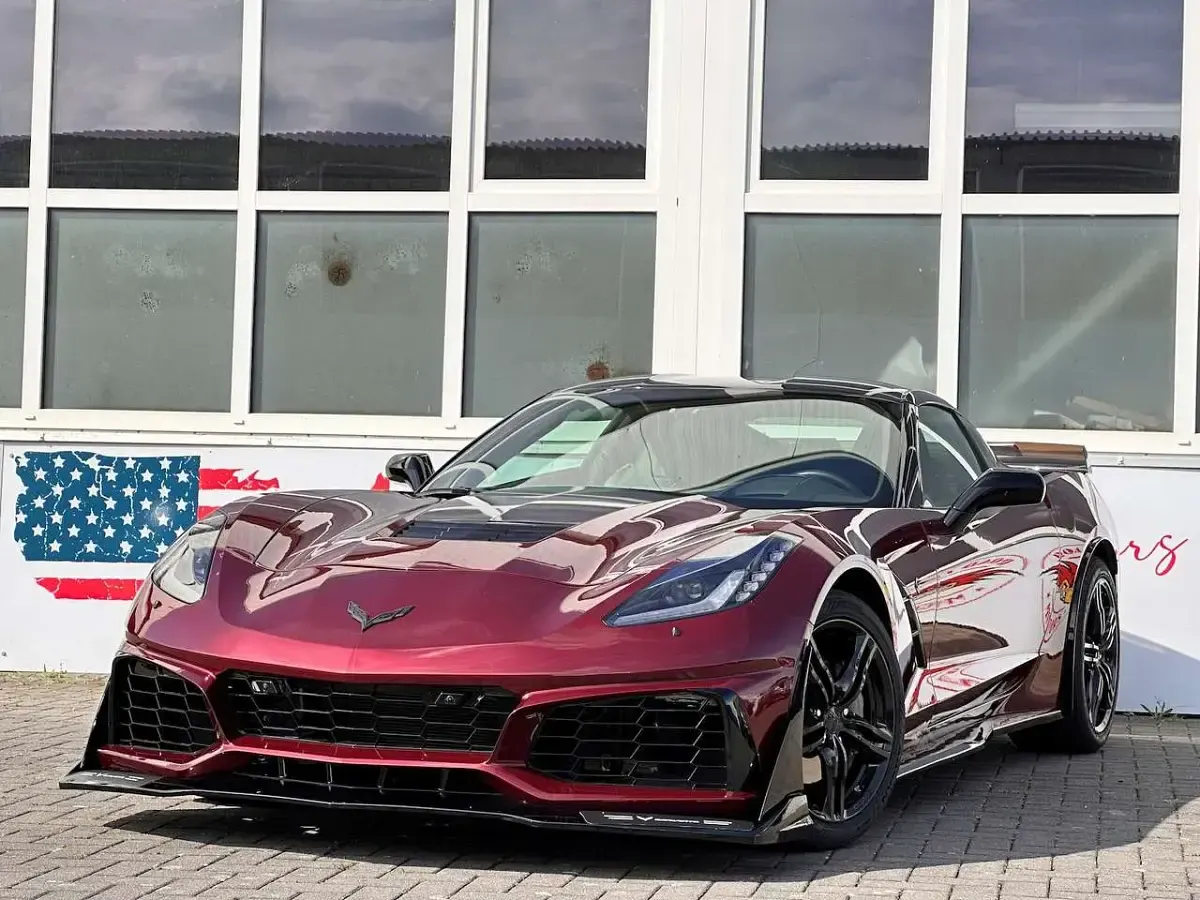 Używany Corvette Stingray 466 KM (342 kW) 2016 Czerwony Coupe