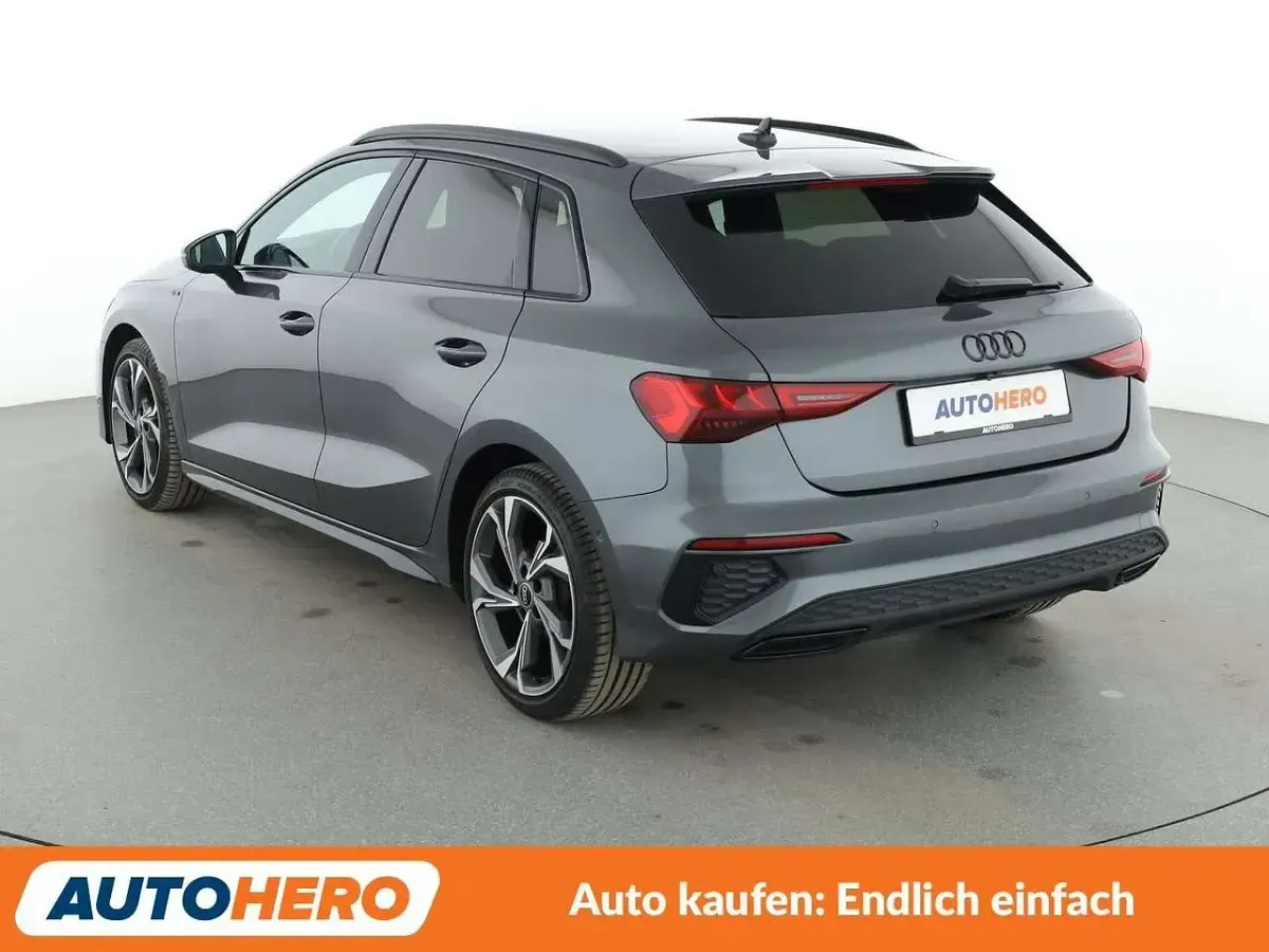 Gebraucht Audi A3 S-Line 150 PS (110 kW) 2022 Daytonagrau Limousine