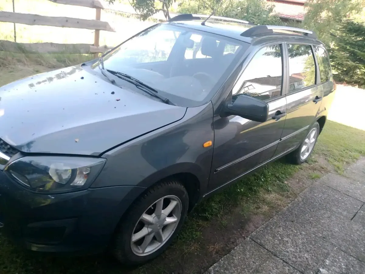 Gebraucht Lada Kalina 98 PS (72 kW) 2016 Kombi