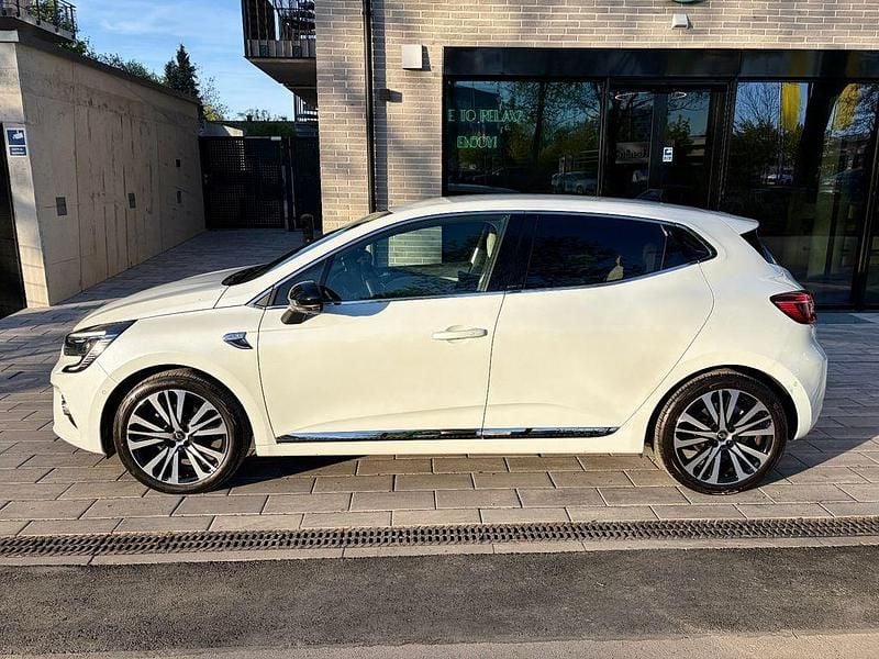 Gebraucht Renault Clio V Initiale 140 PS (102 kW) 2021 Weiß Limousine
