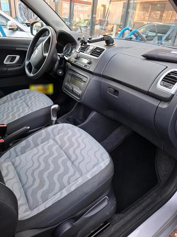 Gebraucht Skoda Fabia 60 PS (44 kW) 2009 Grau Kleinwagen