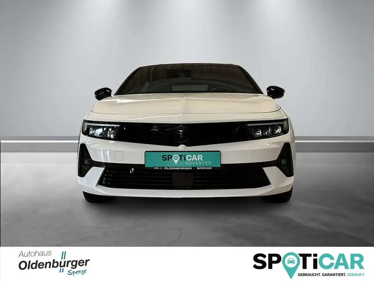 Gebraucht Opel Astra GS Line 179 PS (131 kW) 2022 Jadeweiß / dach schwarz Kleinwagen