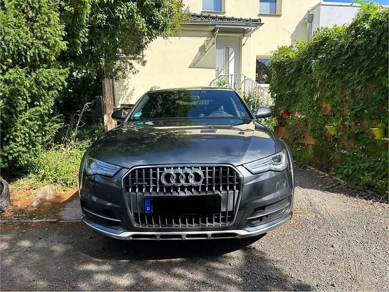 Grau Gebraucht 2015 Audi A6 Allroad Ambiente Kombi | 24.999 € (Fairer Preis) - Bild 1/4